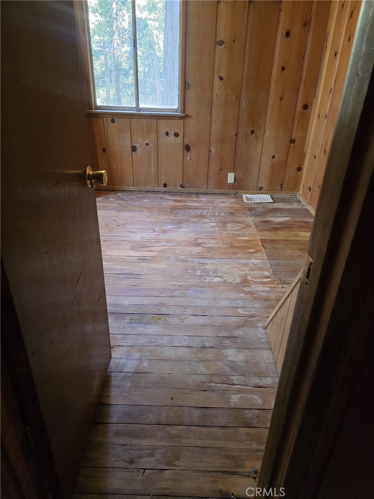 752 Big Oak Property Photo 4