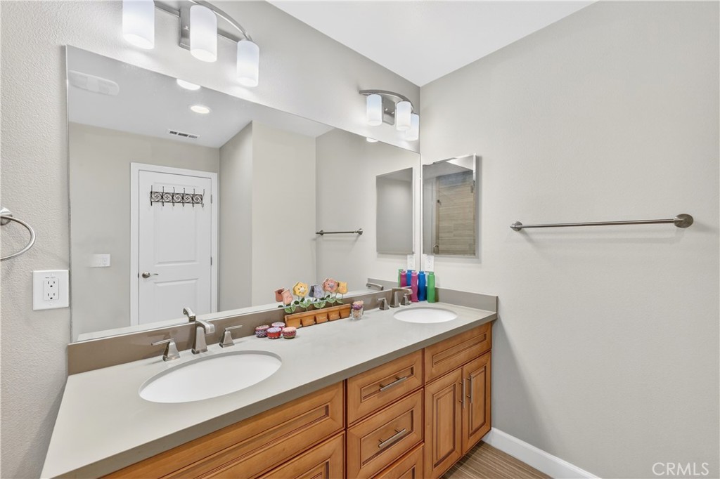 16408 Valencia Avenue 612 Property Photo 19