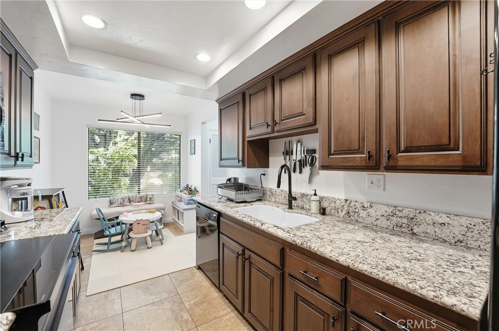 3669 Country Club Drive C Property Photo 14