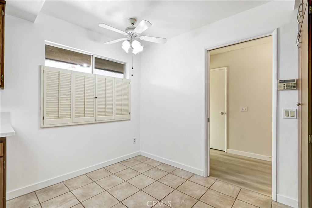 180 E Parkdale Property Photo 6