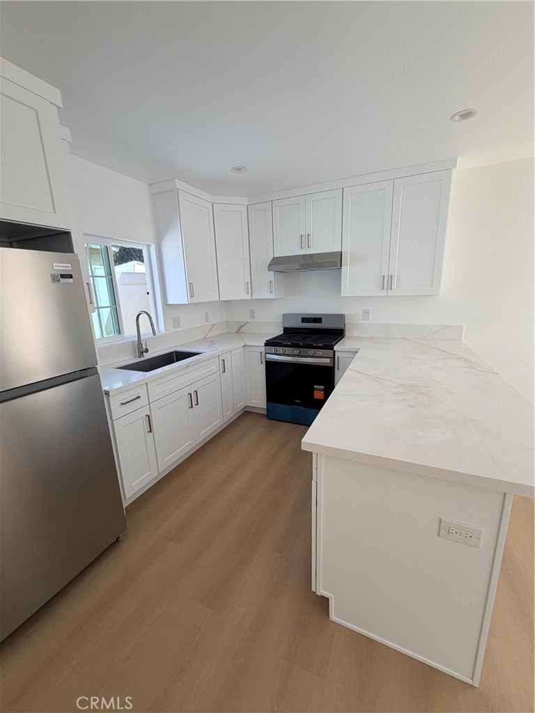9314 Bryson B Property Photo 6