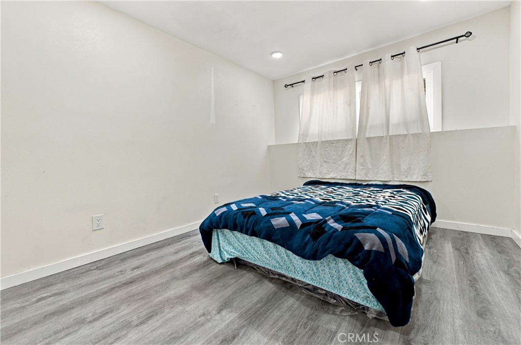 9426 Tamarisk Avenue 86 Property Photo 10