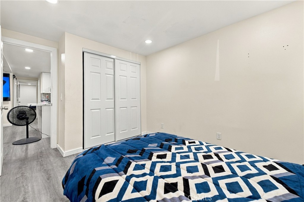9426 Tamarisk Avenue 86 Property Photo 11
