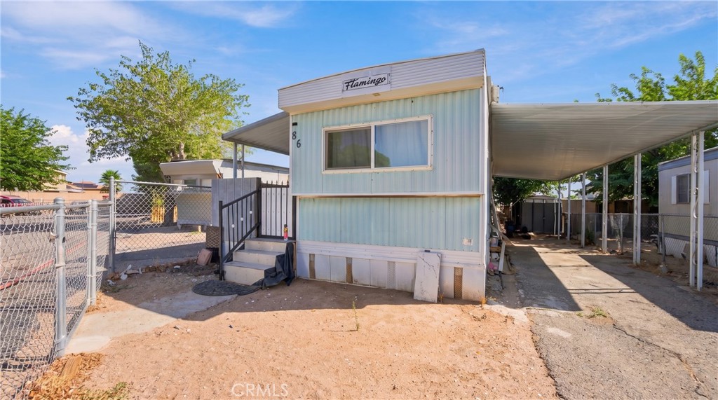 9426 Tamarisk Avenue 86 Property Photo 20