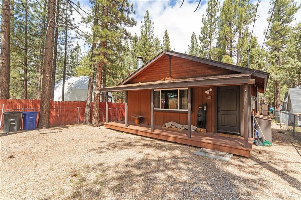 2051 6th Property Photo 2