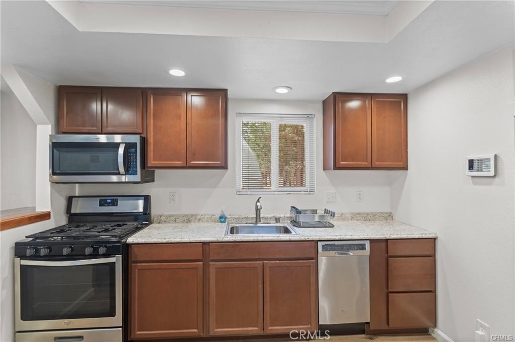 2051 6th Property Photo 10