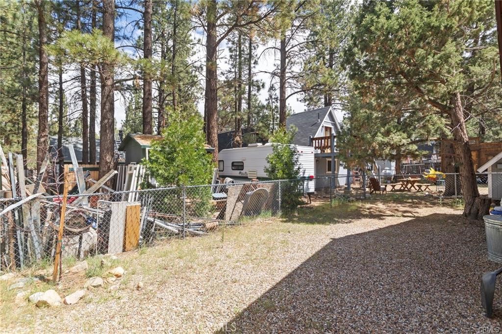 2051 6th Property Photo 25