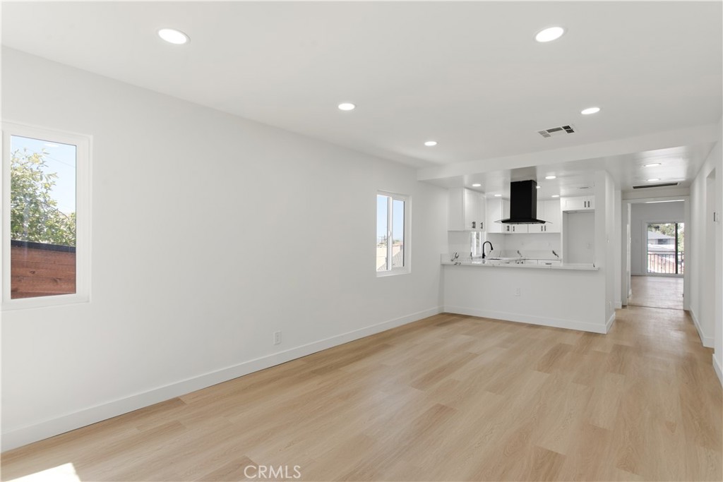 1451 Volney Drive Property Photo 6