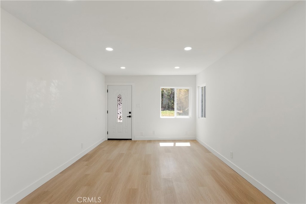 1451 Volney Drive Property Photo 9