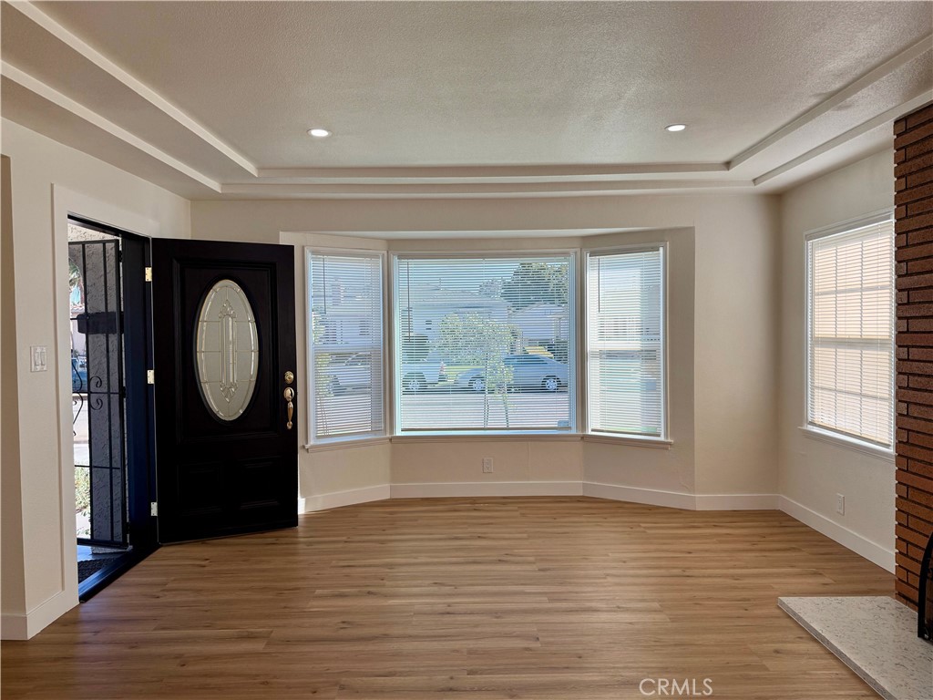 1861 W 94th Property Photo 8
