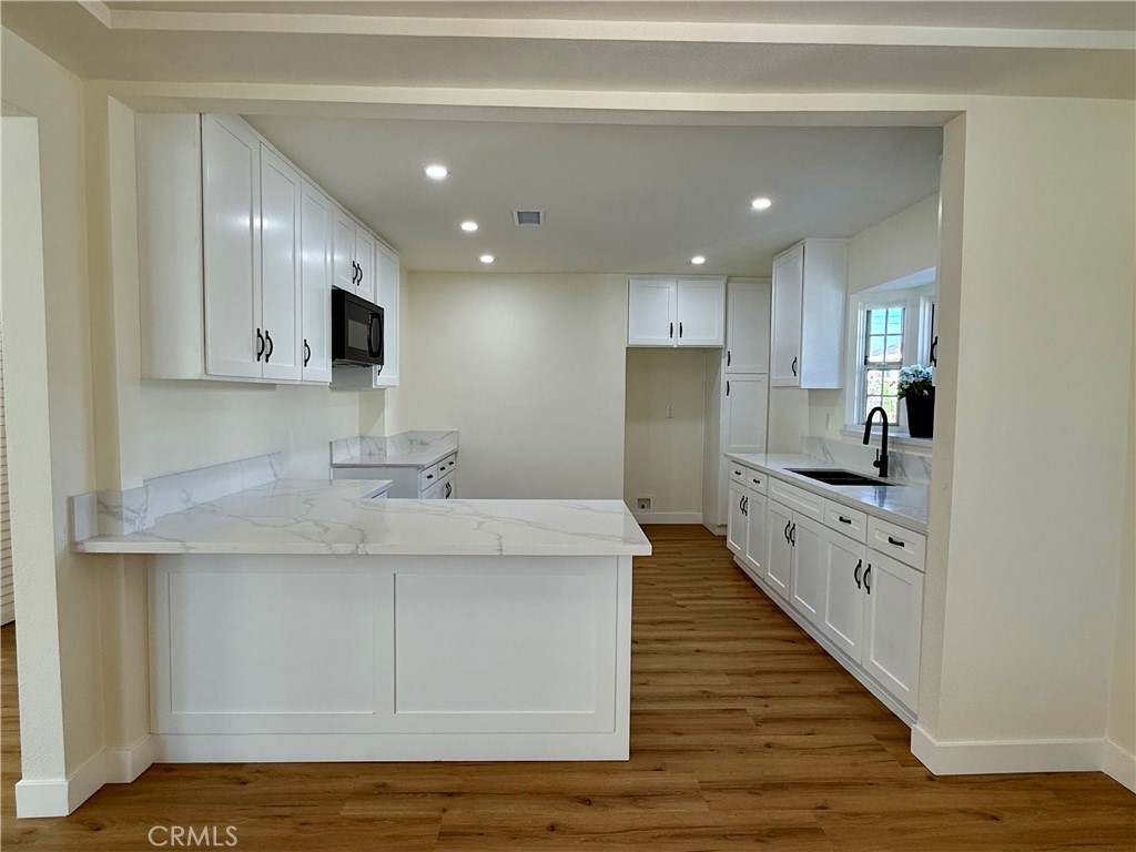 1861 W 94th Property Photo 11