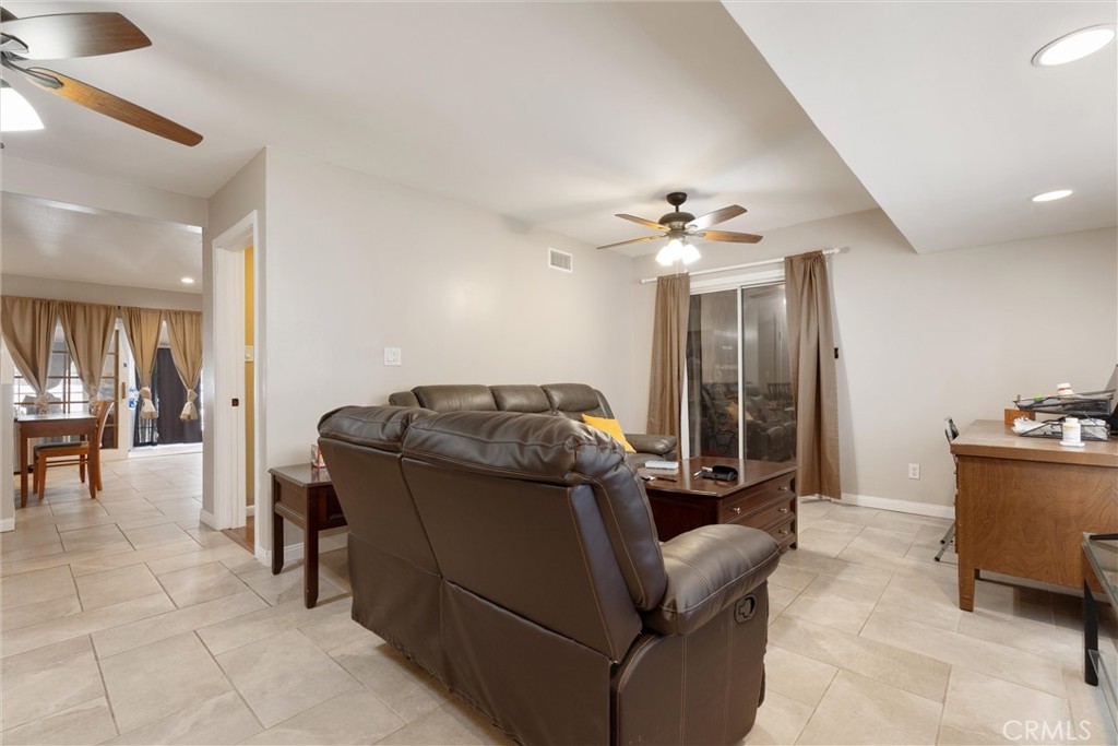 1335 Rexwood Property Photo 25