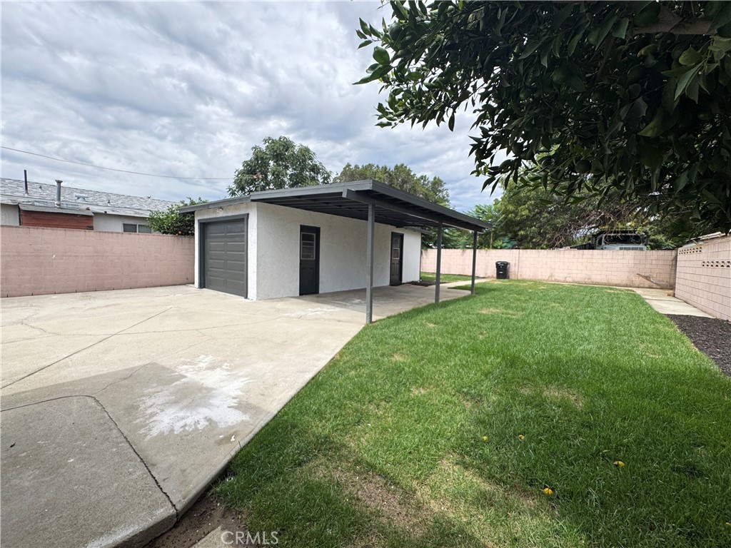 575 E Fernleaf Property Photo 3