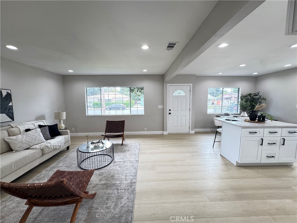 575 E Fernleaf Property Photo 4