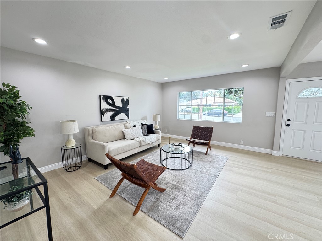 575 E Fernleaf Property Photo 10