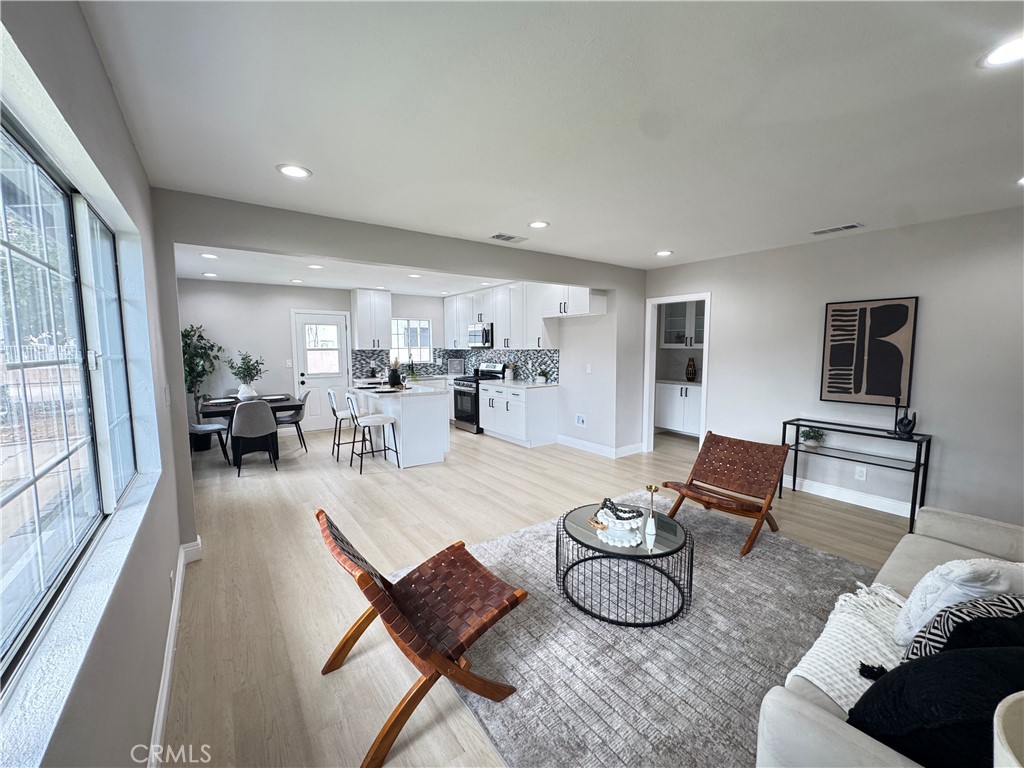 575 E Fernleaf Property Photo 12