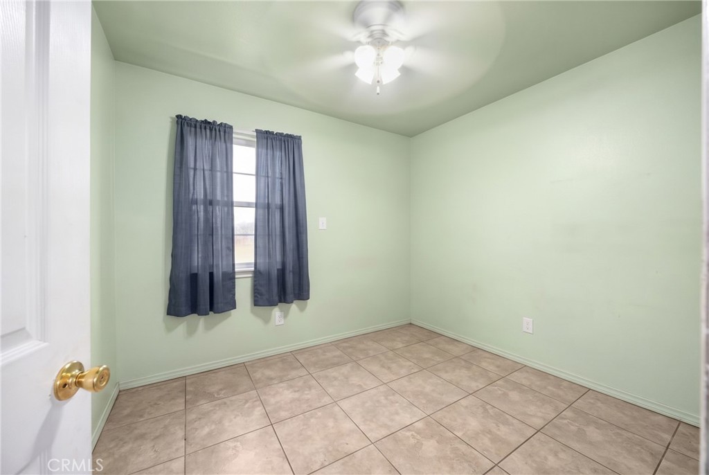 2031 E Spaulding Way Property Photo 11