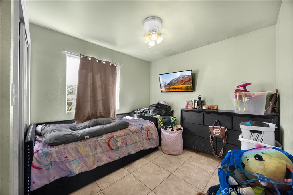 2031 E Spaulding Way Property Photo 22