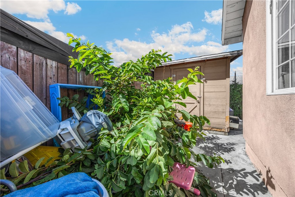 2031 E Spaulding Way Property Photo 24