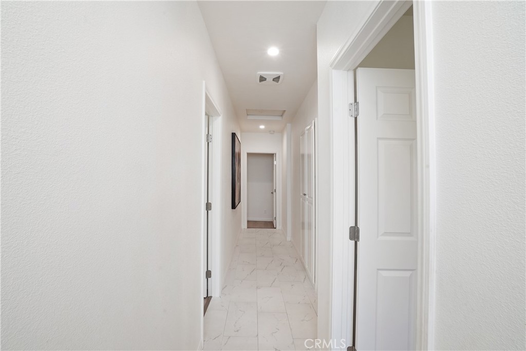 8550 Raviller Drive Property Photo 13