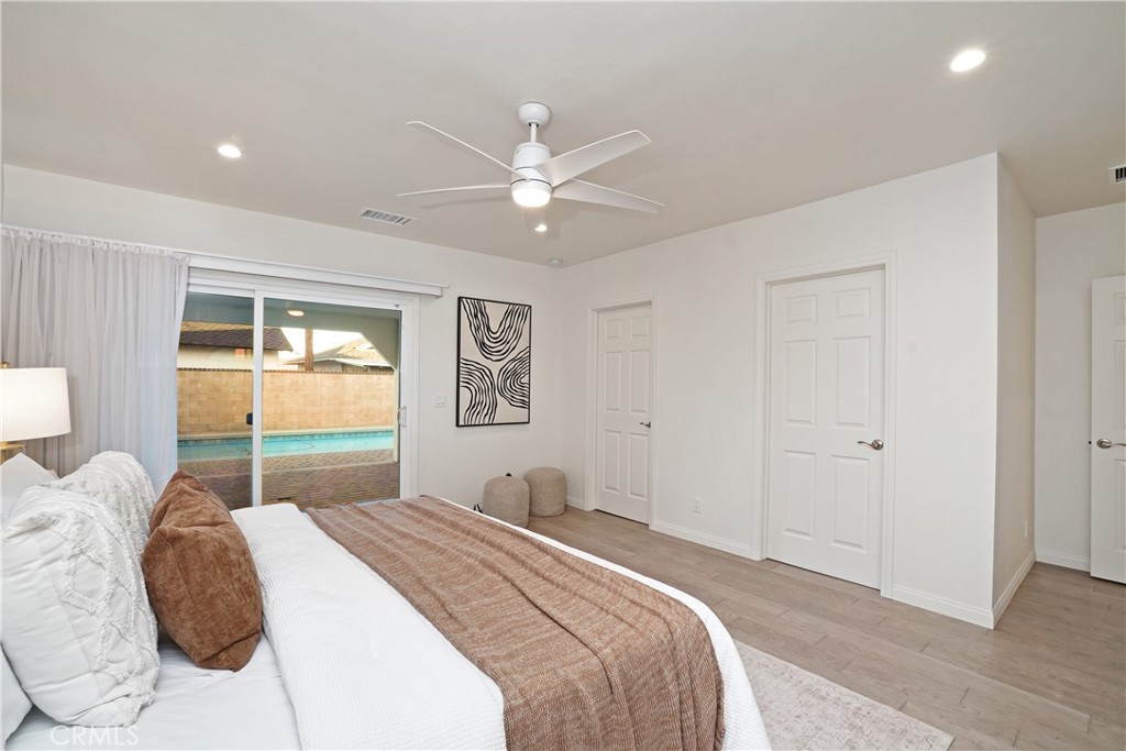 8550 Raviller Drive Property Photo 16