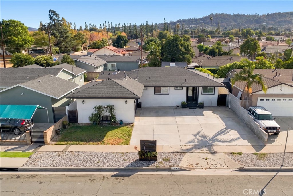 15058 Folger Street Property Photo 2