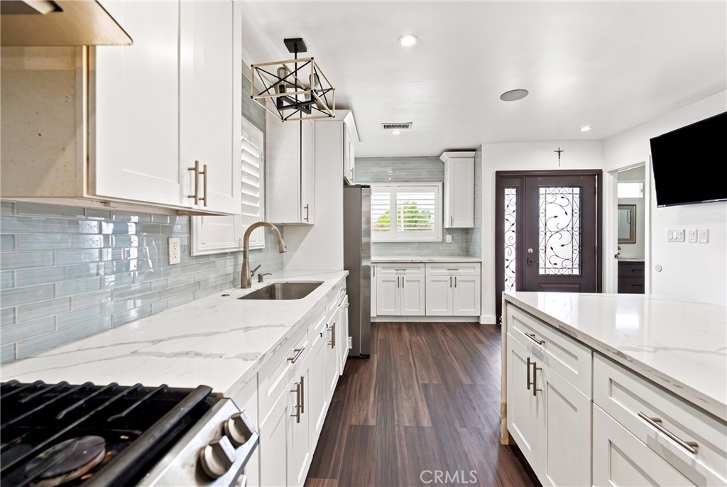 15058 Folger Street Property Photo 12