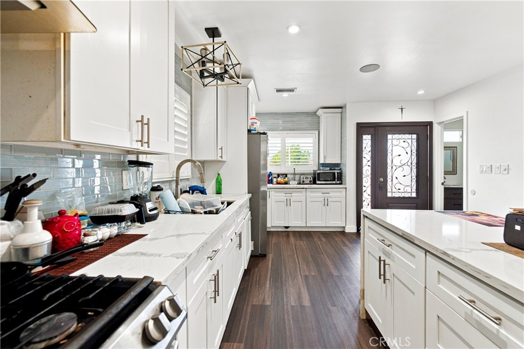 15058 Folger Street Property Photo 13