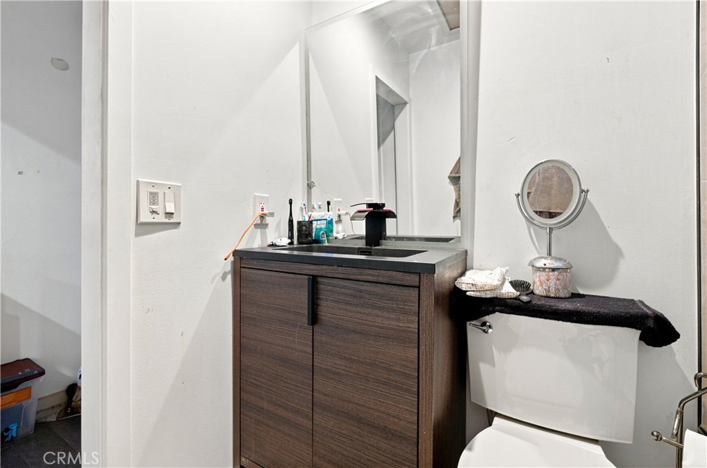15058 Folger Street Property Photo 37