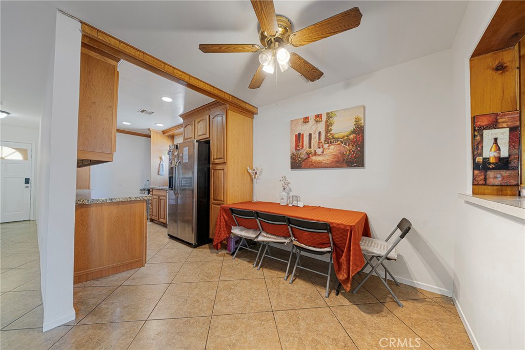 7938 Lindley Property Photo 6