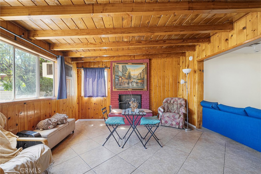 7938 Lindley Property Photo 11