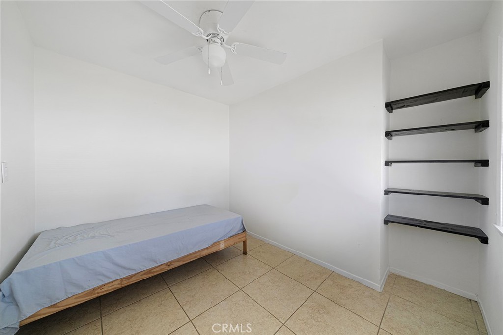 7938 Lindley Property Photo 15