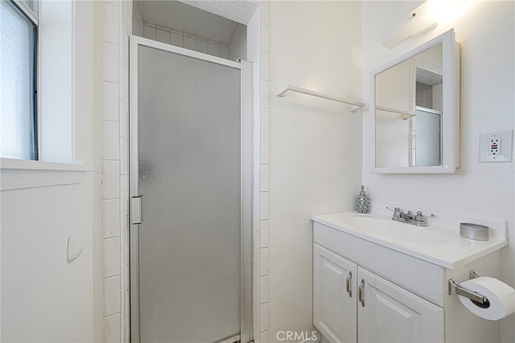 7938 Lindley Property Photo 17
