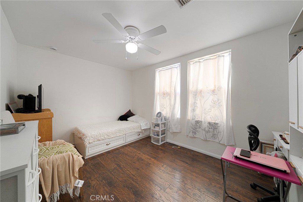 7938 Lindley Property Photo 18