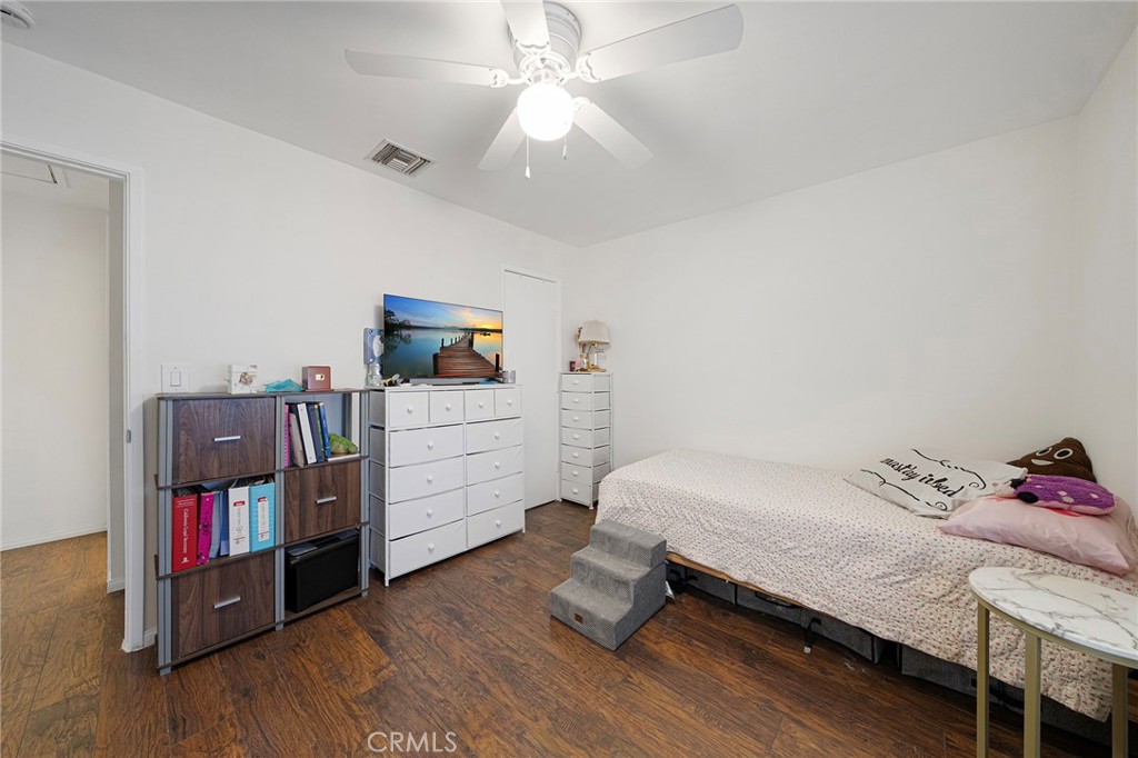 7938 Lindley Property Photo 21