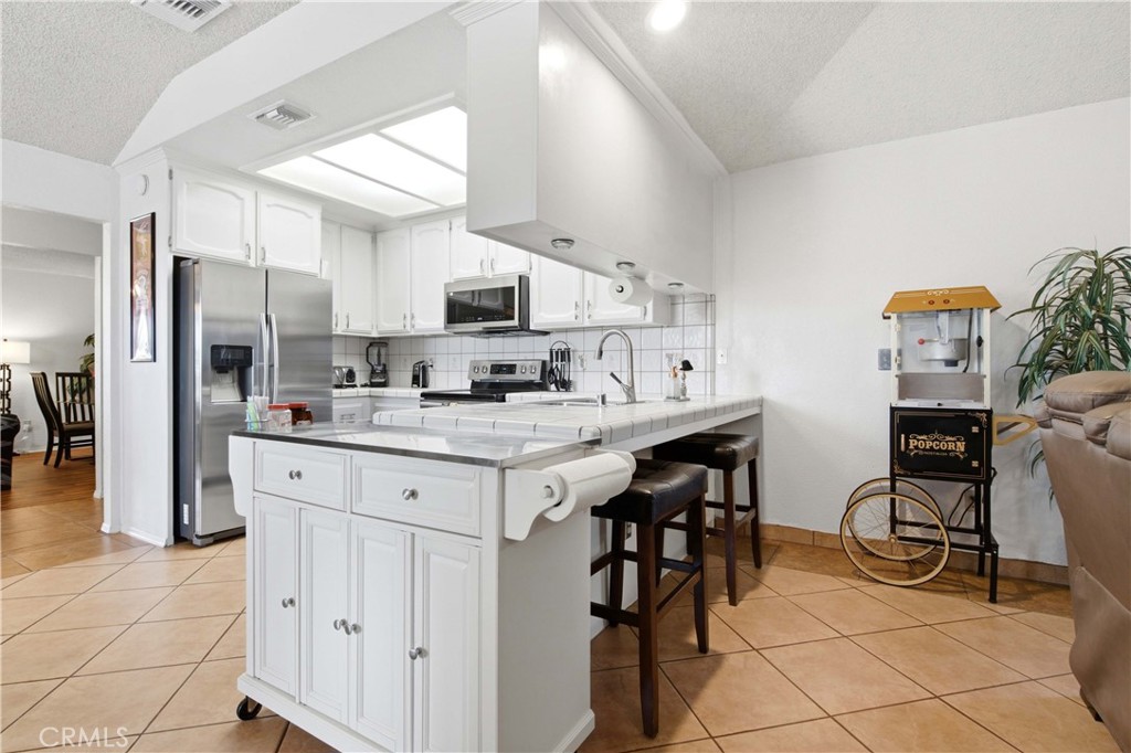7851 Greenwood Avenue Property Photo 20