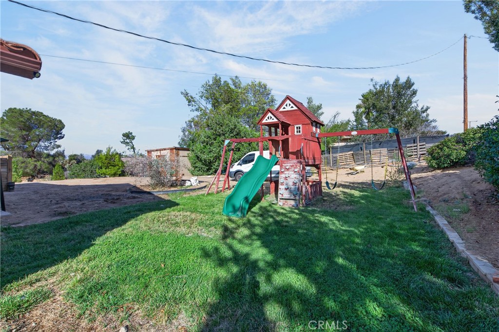 18004 Orange Property Photo 8