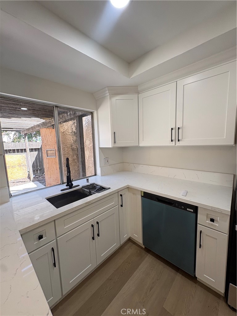 12246 Carnation #b Lane Unit #b Property Photo 13