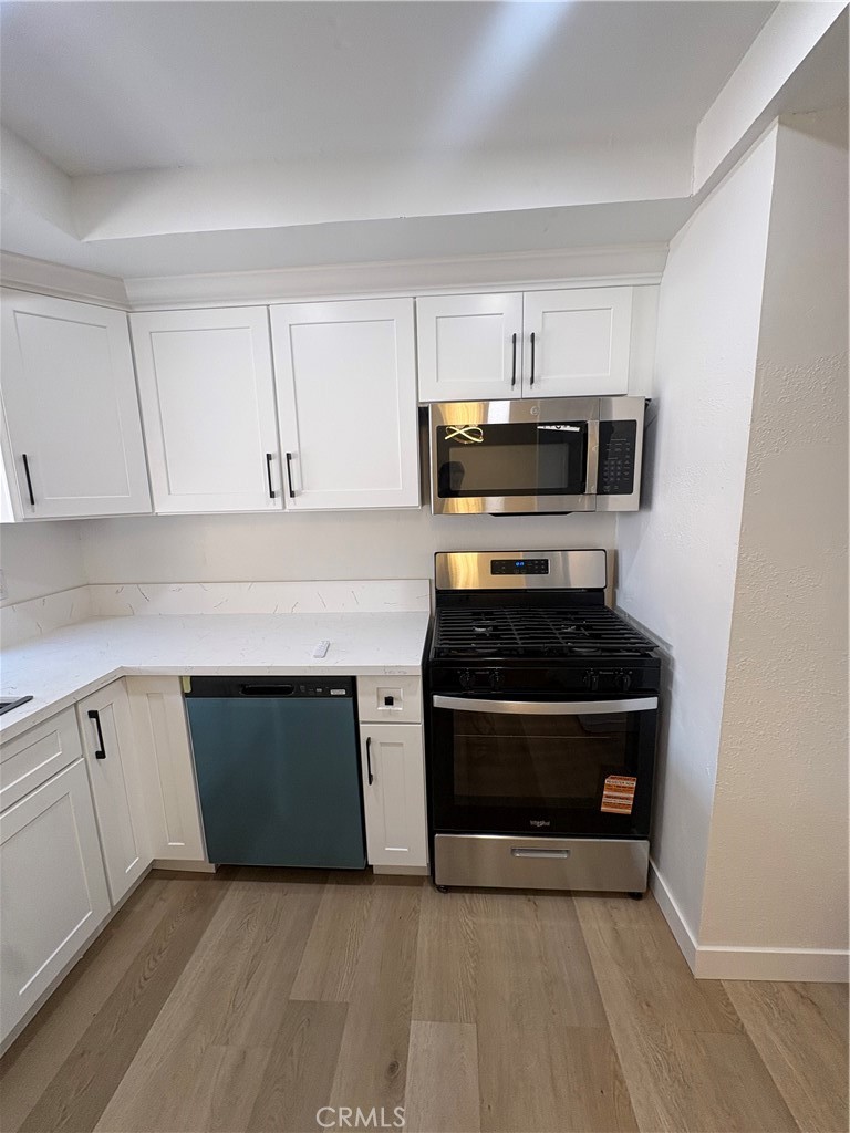 12246 Carnation #b Lane Unit #b Property Photo 14