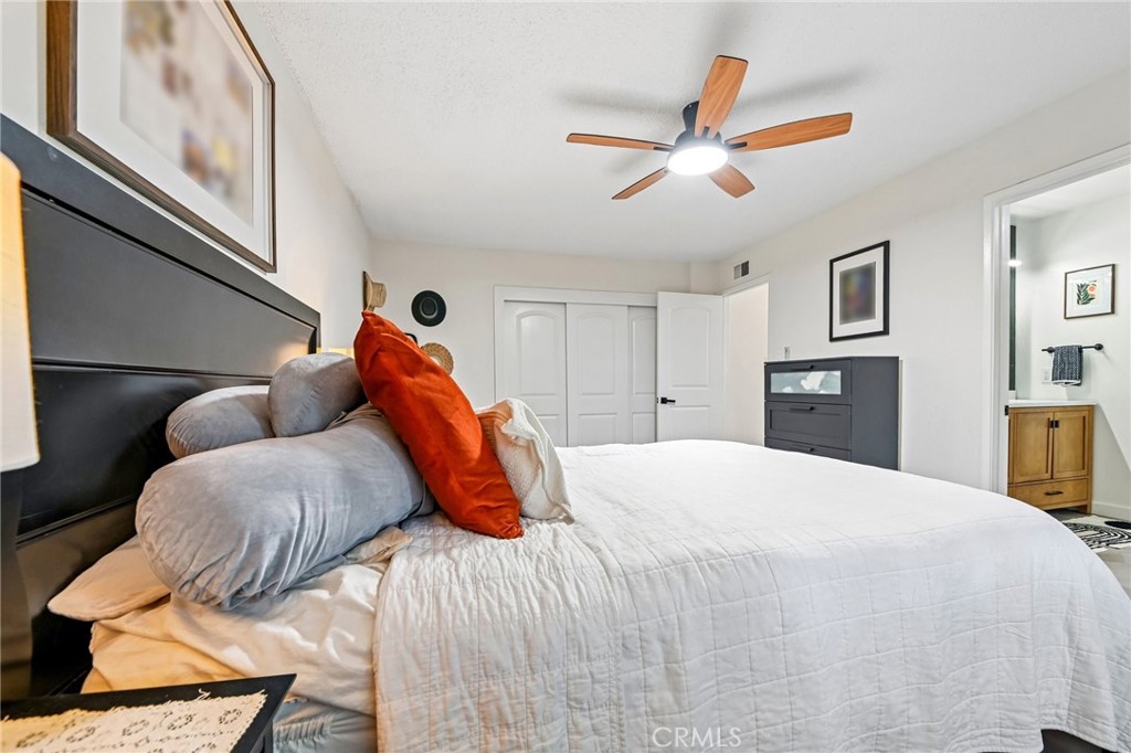 1311 N Meyler Property Photo 31