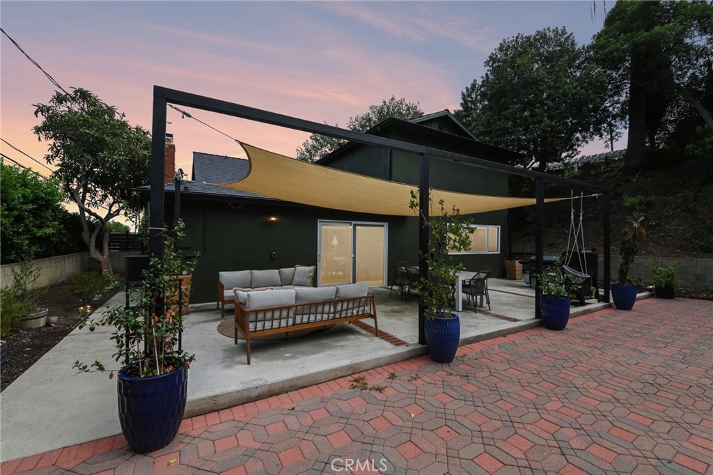 1311 N Meyler Property Photo 58