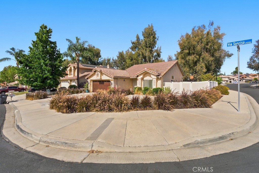 39257 Via Sonrisa Property Photo 4