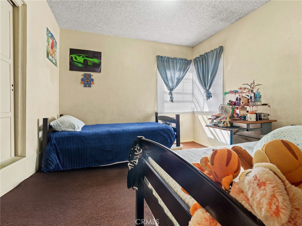 3145 Indiana Property Photo 9