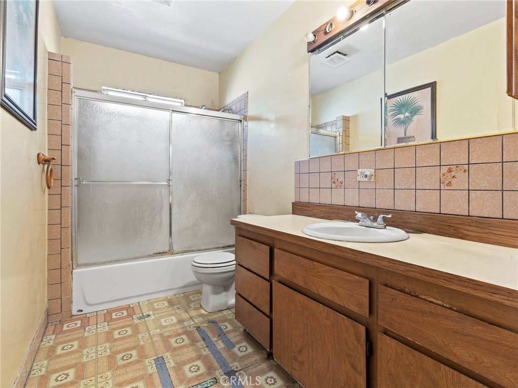 3145 Indiana Property Photo 11