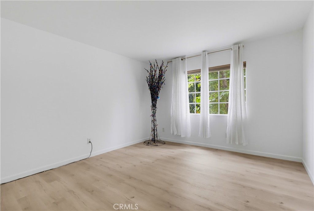 628 Daisy Avenue 222 Property Photo 17