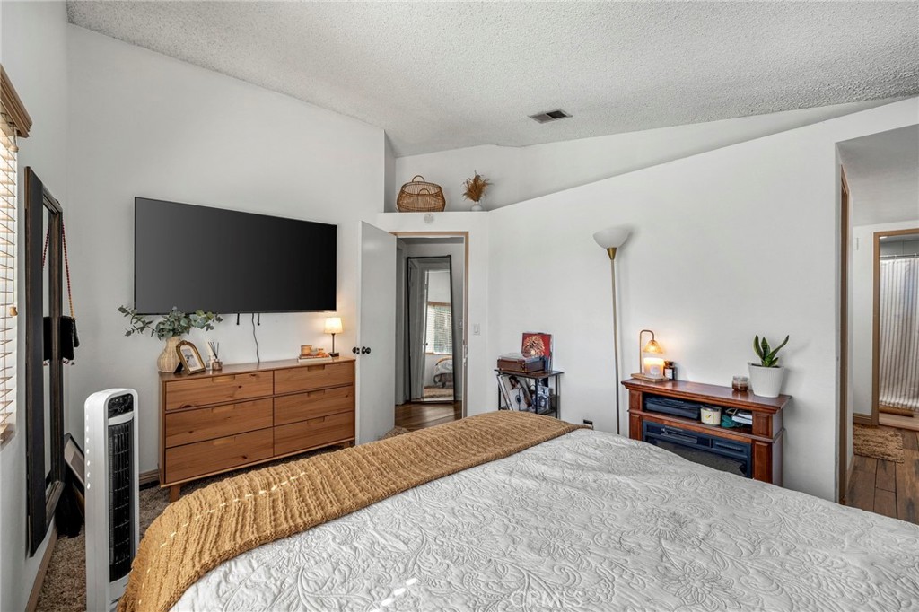 2883 Hollow Glen Circle Property Photo 12