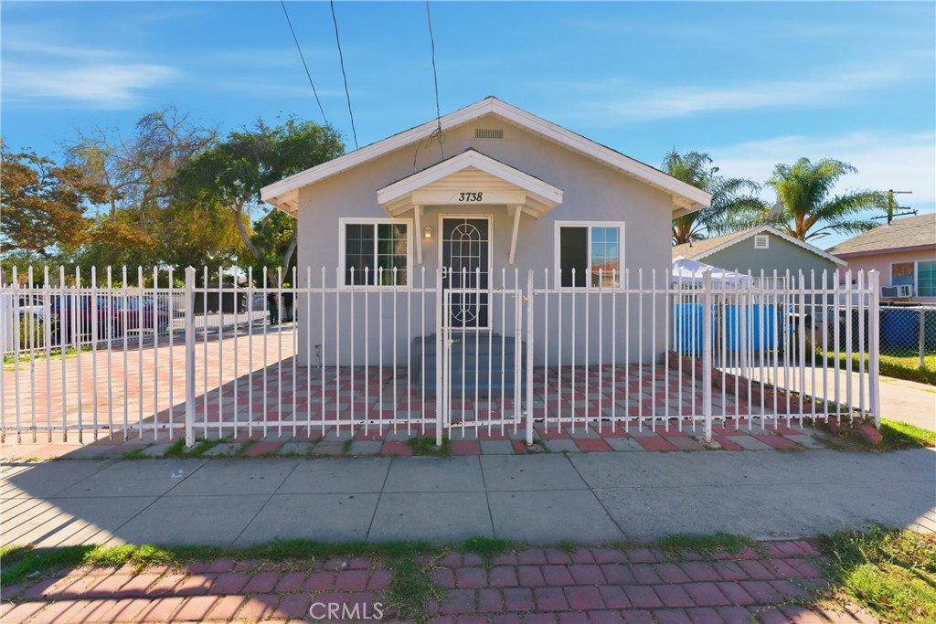 3738 Duane Way Property Photo 1