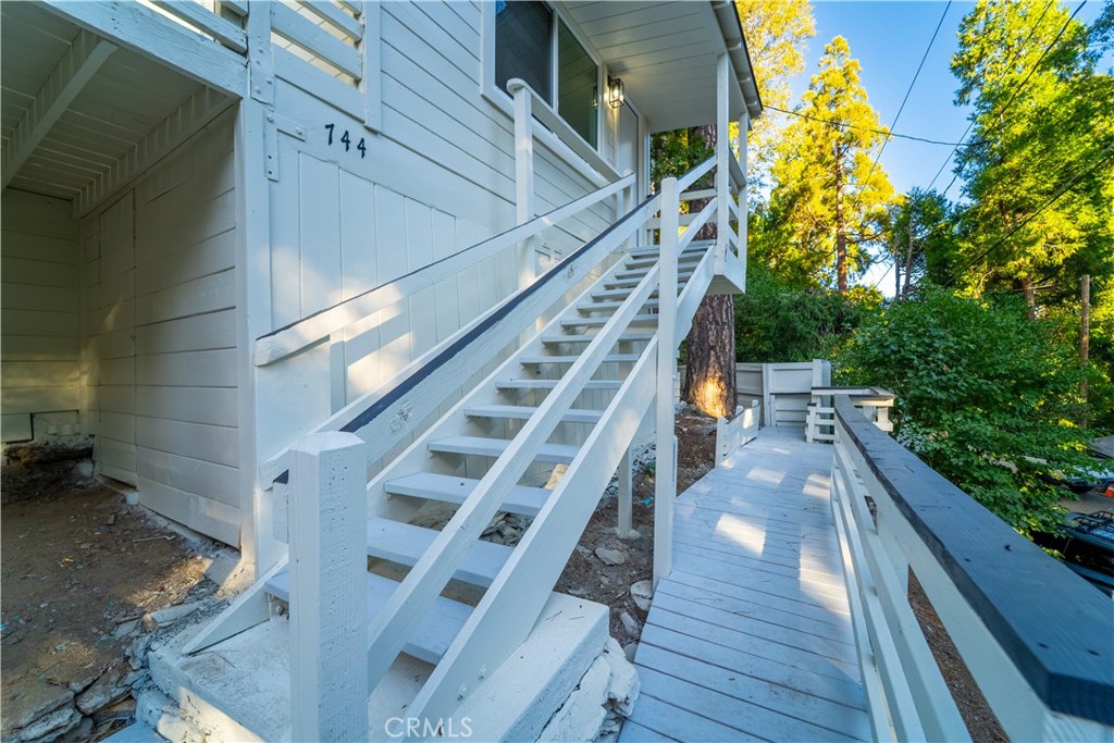 744 Woodland Property Photo 13