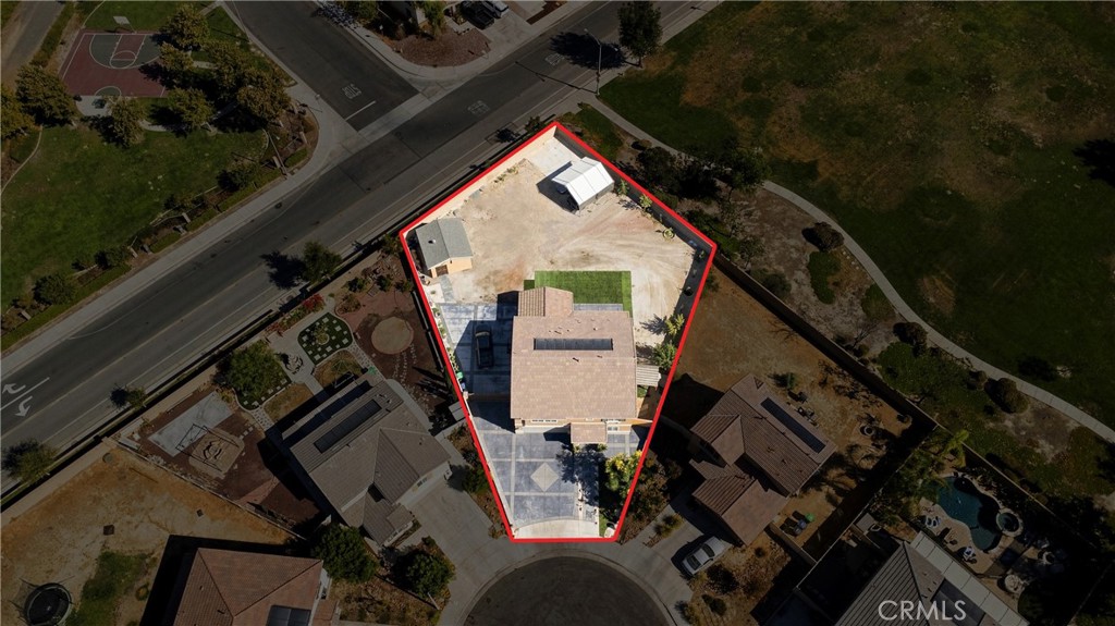 1304 Desert Rose Court Property Photo 5
