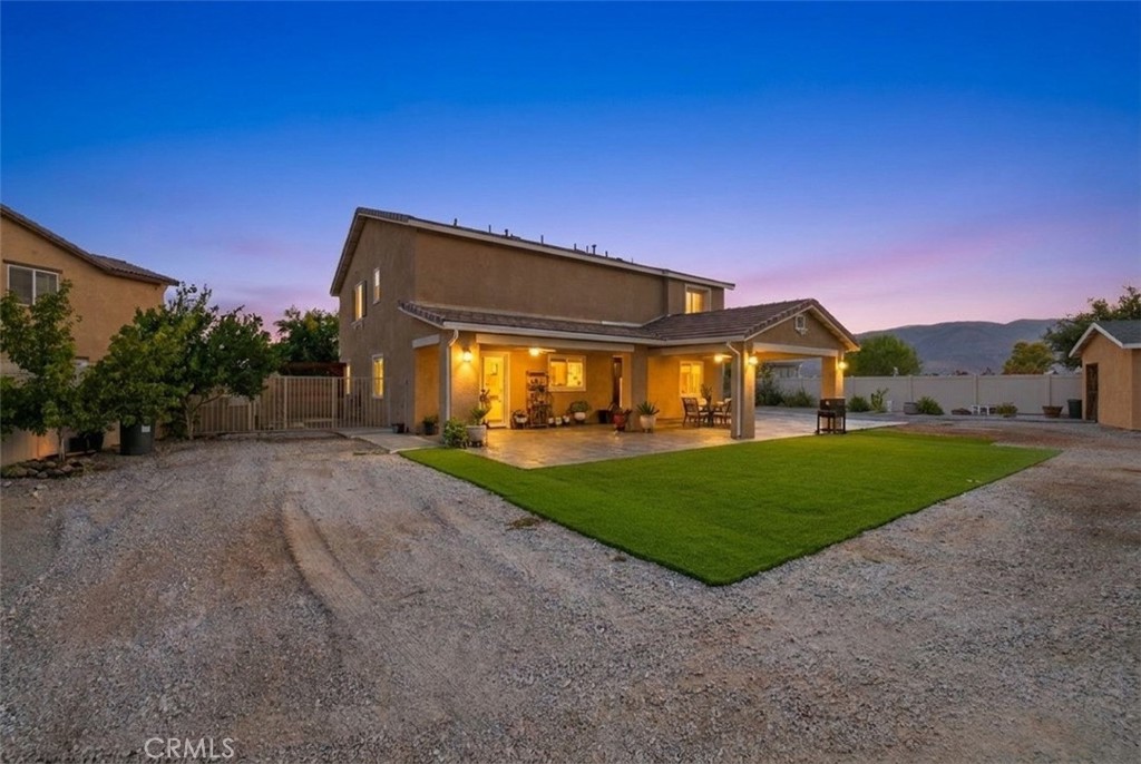 1304 Desert Rose Court Property Photo 9
